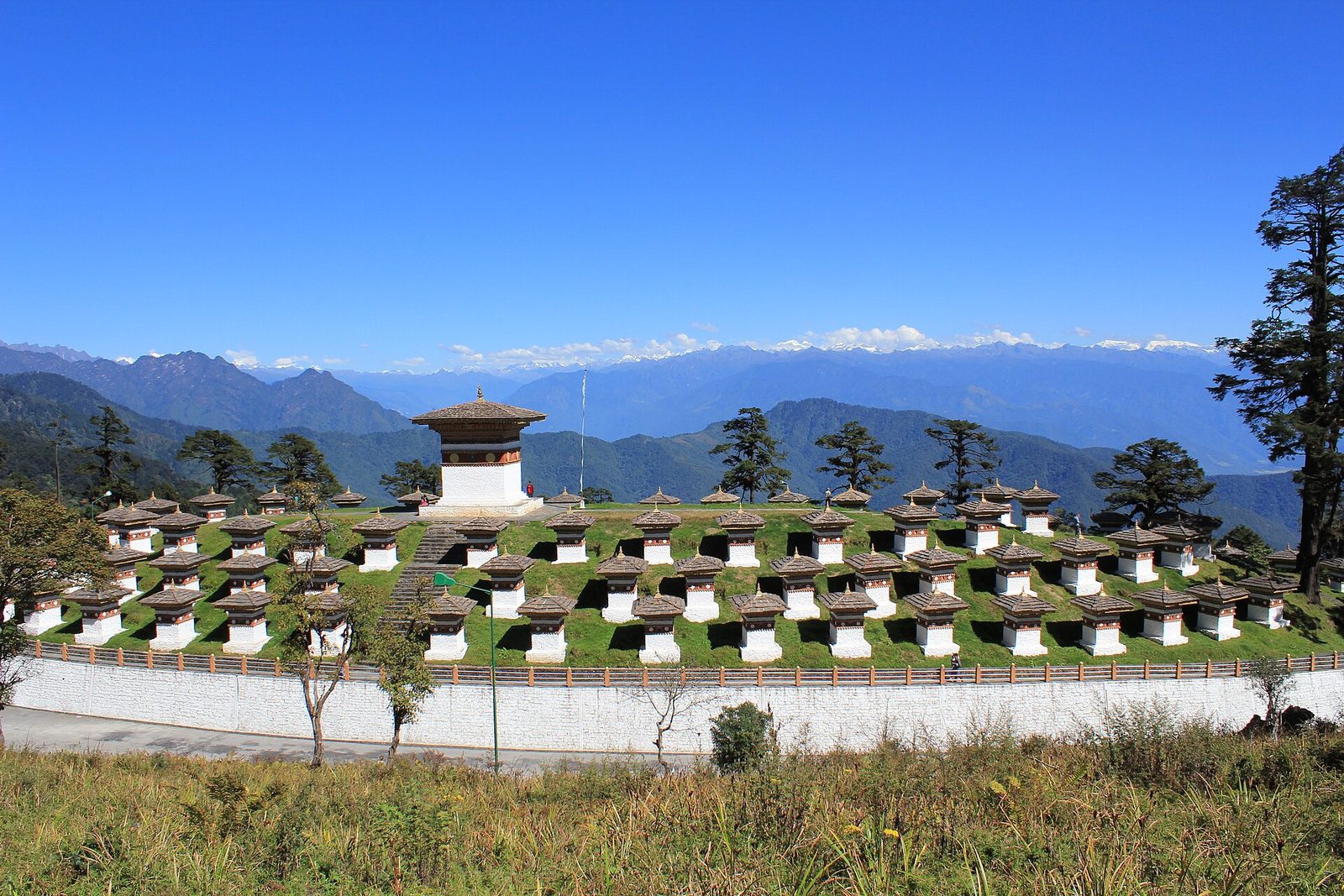 Prayer flags at the Dochula pass